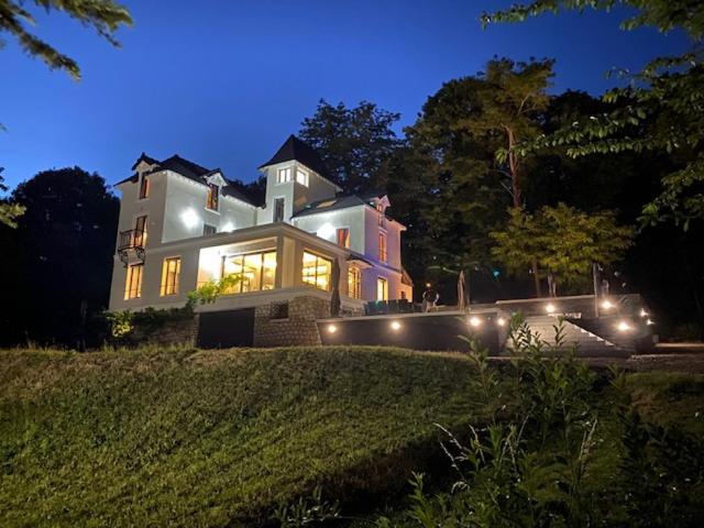 La Villa Aubin Belle Demeure Avec Vue Sur Paris Монморанси Экстерьер фото